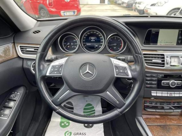 Tirane, shes makine Mercedes-Benz E250 Viti 2014, 15.790 Euro