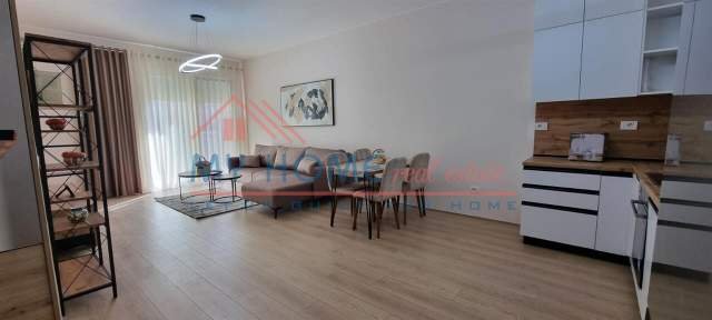 Tirane, jepet me qera apartament 2+1+BLK Kati 4, 100 m² 720 Euro (Don Bosko)