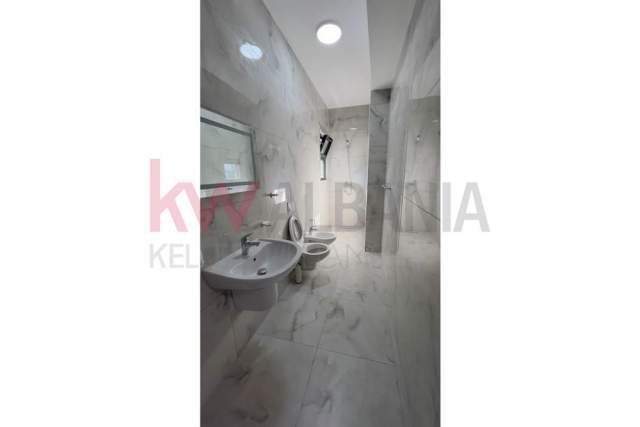 Tirane, jepet me qera apartament 2+1+BLK Kati 7, 85 m² 470 Euro (Astir, Tiranë)