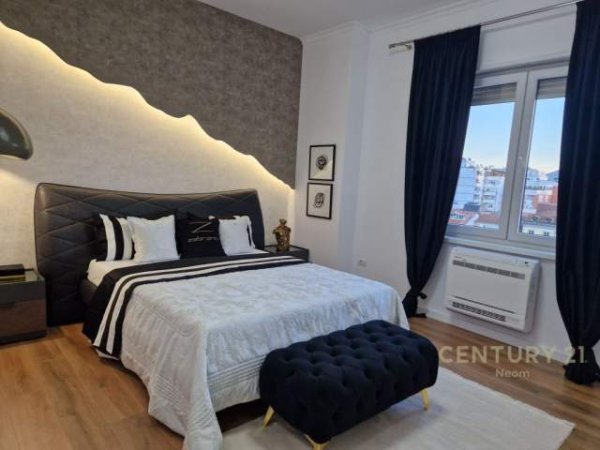 Tirane, shitet apartament 2+1+BLK Kati 8, 124 m²  (Reshit Collaku, Shallvaret)