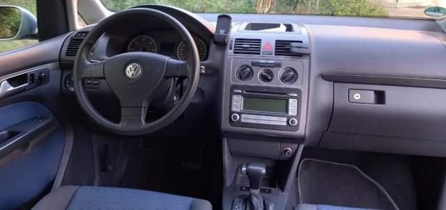 Durres, shes makine Volkswagen Touran Viti 2007, 4.300 Euro