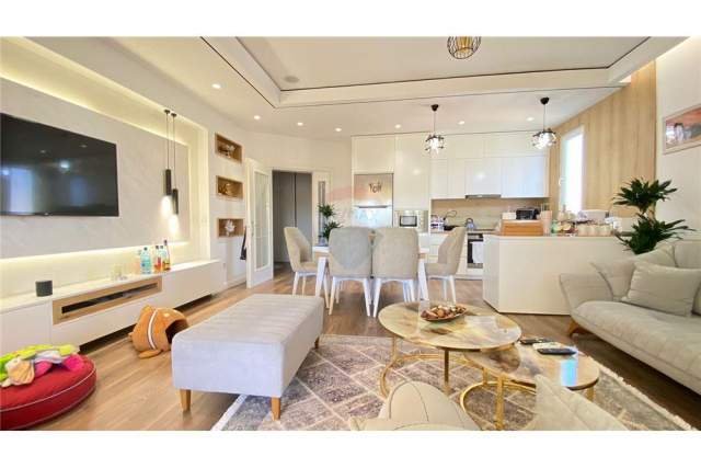 Tirane, shitet apartament 2+1+A+BLK 111 m² 130.000 Euro (Venue)
