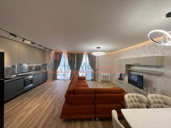 Tirane, jepet me qera apartament 2+1+BLK Kati 2, 133 m² 900 Euro (Hiqmet Buzi, afer Park Life Residence)