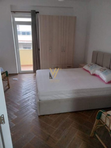 Tirane, jap me qera apartament 2+1 Kati 7, 116 m² 700 Euro (PROKURORIA)