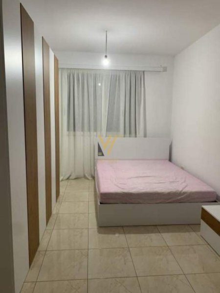Tirane, jap me qera apartament 2+1 Kati 7, 88 m² 45.000 Leke (UNAZA E RE)