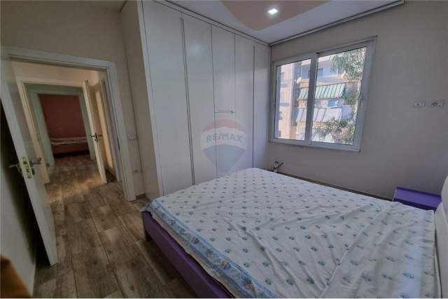 Tirane, shitet apartament 3+1+A+BLK Kati 4, 130 m² 235.000 Euro (Rruga e Kavajes)