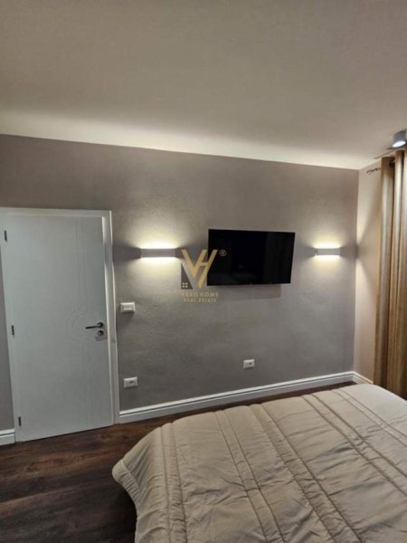 Tirane, jap me qera apartament 1+1 Kati 3, 60 m² 900 Euro (BLLOKU)