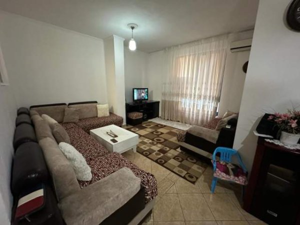 Tirane, shes apartament 1+1 Kati 4, 70 m² 130.000 Euro (Rruga e Elbasanit)