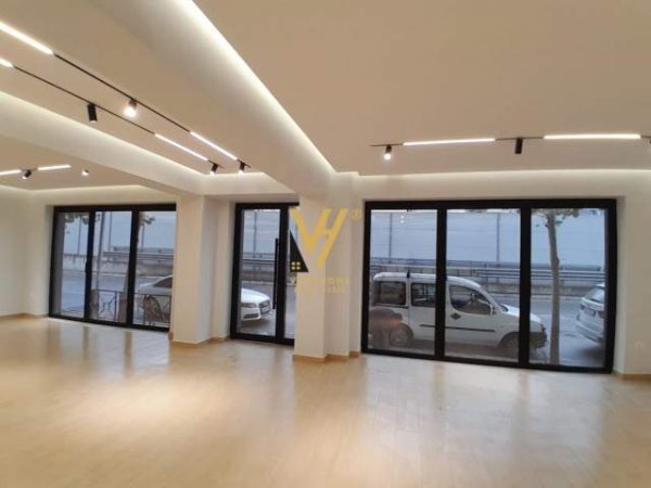 Tirane, jepet me qera dyqan Kati 0, 125 m² 2.800 Euro (KOMUNA E PARISIT)