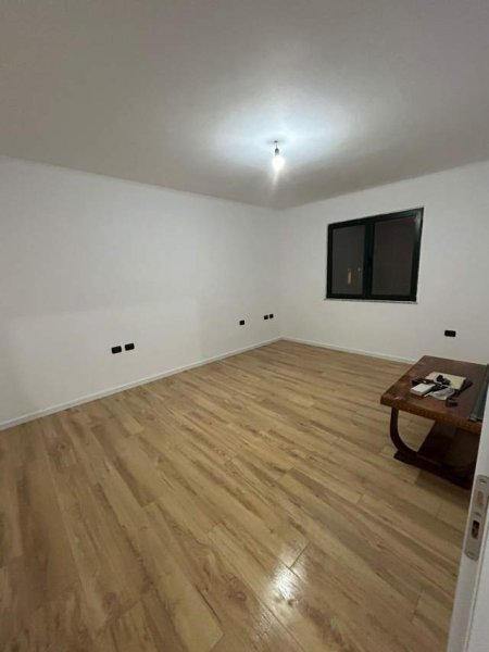 Tirane, shitet apartament 1+1 Kati 4, 58 m² 88.000 Euro (Ali Demi)