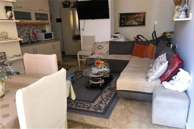 Tirane, shitet apartament 2+1 Kati 7, 80 m² 107.000 Euro