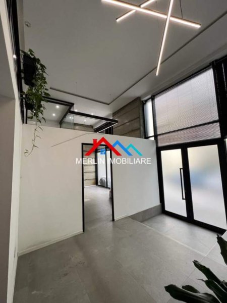 Tirane, jepet me qera ambjent biznesi Kati 0, 250 m² 2.500 Euro (Jeronim De Rada)
