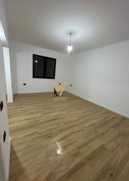 Tirane, shitet apartament 1+1 Kati 4, 58 m² 88.000 Euro (ALI DEMI)