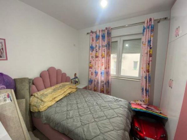 Tirane, jepet me qera apartament 2+1+BLK Kati 2, 100 m² 350 Euro (Fresku)