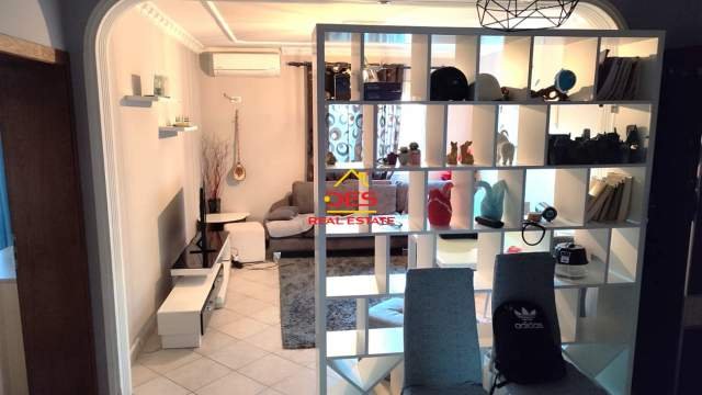 Tirane, shitet apartament 2+1+BLK Kati 5, 85 m² 93.000 Euro (Laprakë)