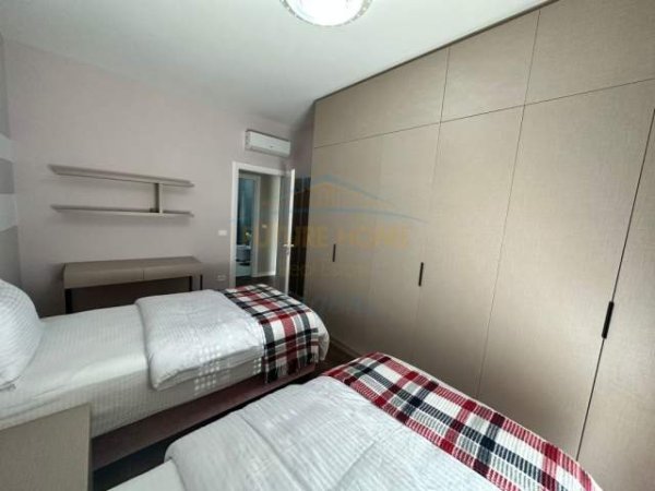 Tirane, jepet me qera apartament 3+1 Kati 3, 130 m² 1.300 Euro (LIQENI I THATE)