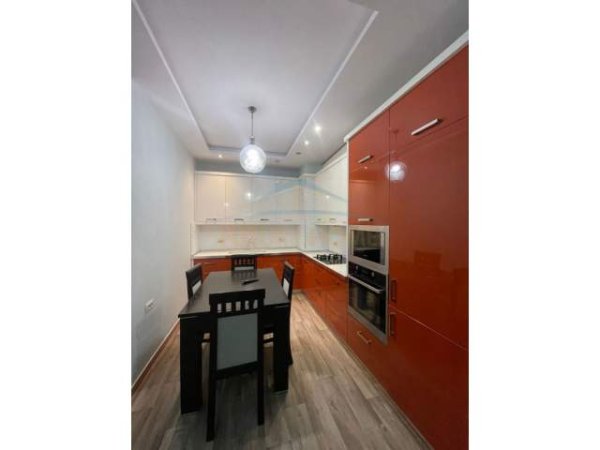 Tirane, shitet apartament 3+1+BLK Kati 5, 205.000 Euro (Kodra Dielit)