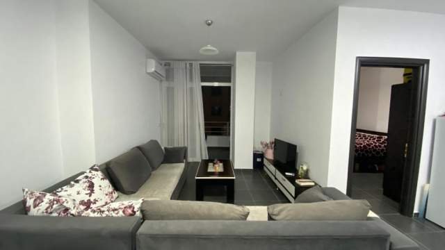 Tirane, shitet apartament 1+1 Kati 7, 75.000 Euro (Unaza e Re)
