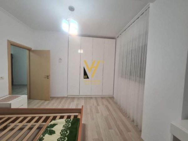 Tirane, jepet me qera apartament 1+1 Kati 2, 90 m² 450 Euro (SELITE)