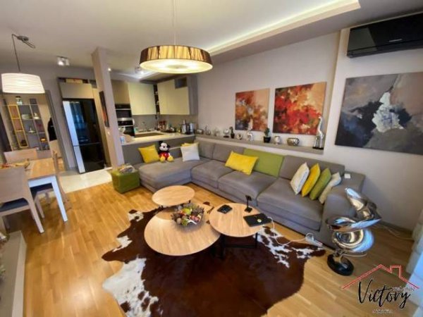 Tirane, shitet apartament 2+1+BLK 95 m² 130.000 Euro (Besim Alla, Rruga Tre Dëshmorët, Astir)