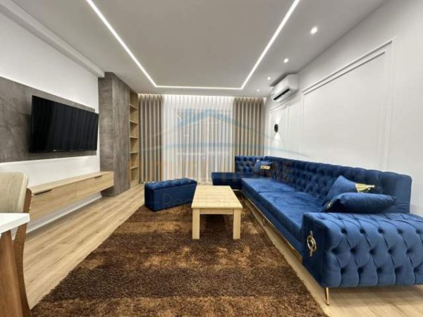 Tirane, shitet apartament 2+1 Kati 4, 103 m² 165.000 Euro (UNAZA E RE)