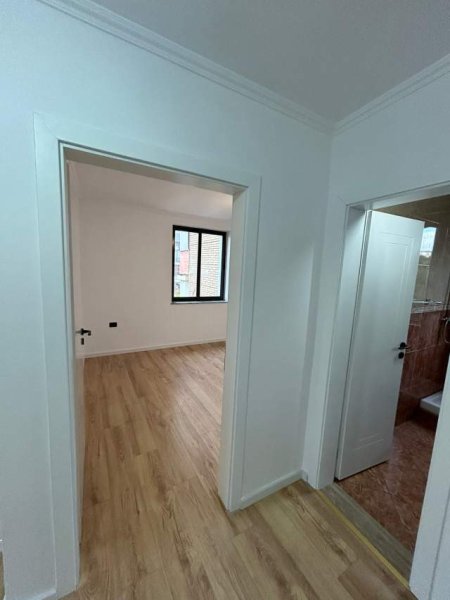 Tirane, shitet apartament Kati 3, 67 m² 138.000 Euro (Muhamet Gjollesha)