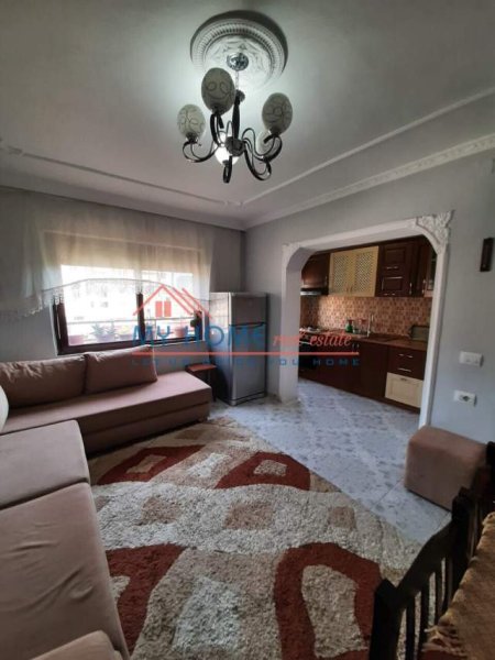 Shqiperi, jepet me qera apartament 1+1 Kati 4, 56 m² 40.000 Leke (Apartament 1+1 me Qera Ali Demi Tirane)