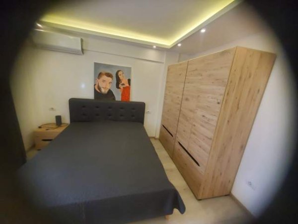 Tirane, ofert apartament Kati 1, 100 m² 550 Euro (Karl Gega)