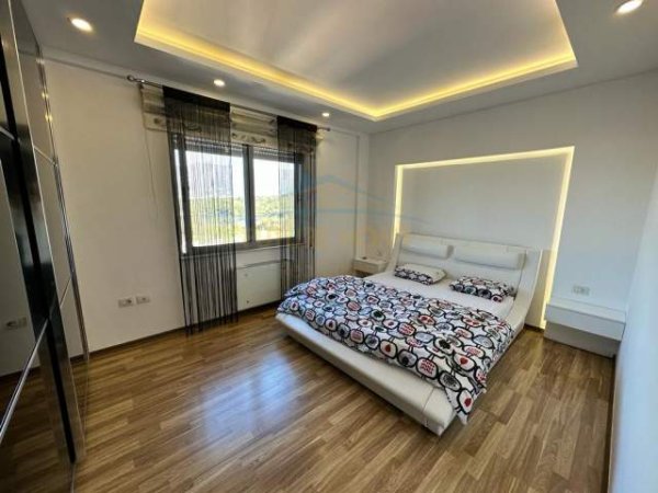 Tirane, shitet apartament 2+1+BLK Kati 3, 98 m² 230.000 Euro (Liqeni i Thate)