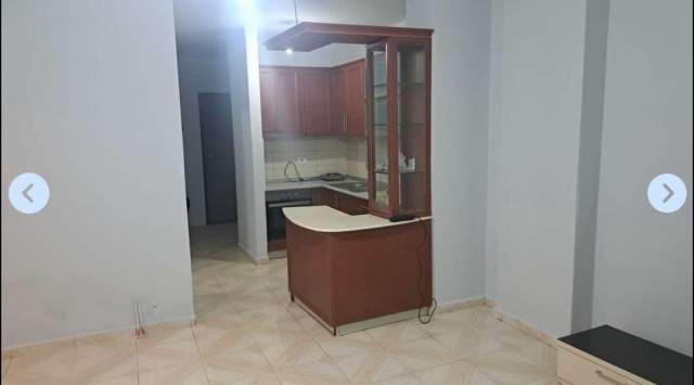 Tirane, shes apartament 2+1 Kati 1, 90 m² 100.000 Euro (yzberisht)