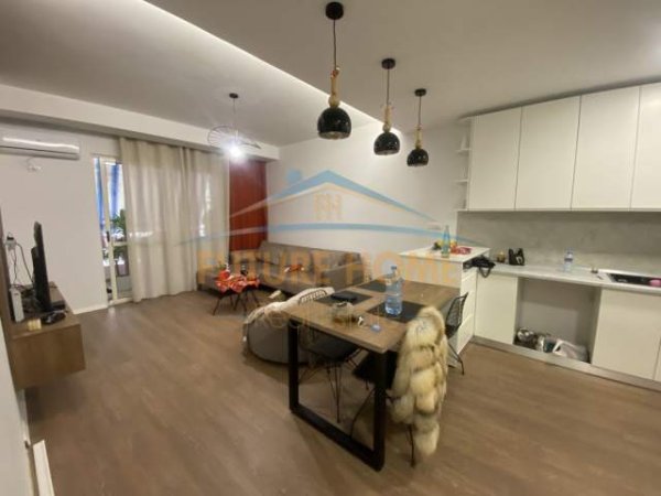 Tirane, shitet apartament 1+1+A+BLK Kati 3, 80 m² 160.000 Euro