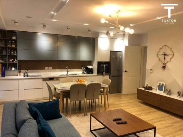 Tirane, shitet apartament Kati 9, 103 m² 245.000 Euro