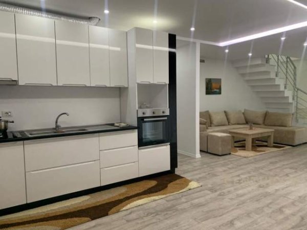Tirane, shitet apartament Dublex Kati 1, 134 m² 220.000 Euro (Kodra e Diellit Residence 2)