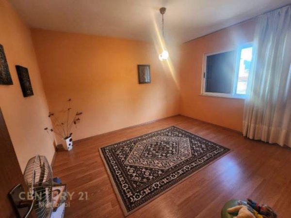 Tirane, shitet apartament 3+1+BLK Kati 4, 83 m² 125.000 Euro (Selvia)