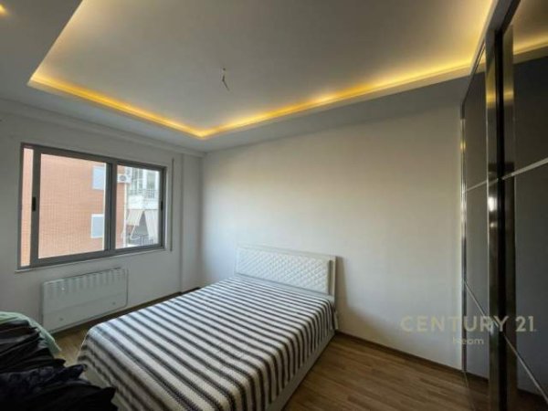 Tirane, shitet apartament 2+1+BLK Kati 3, 98 m² 230.000 Euro (Liqeni i Thatë)