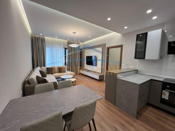 Tirane, jepet me qera apartament 2+1 Kati 2, 96 m² 800 Euro (ARLIS)