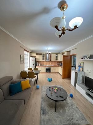 Tirane, shitet apartament 2+1 Kati 3, 97 m² 85.000 Euro (ASTIR)