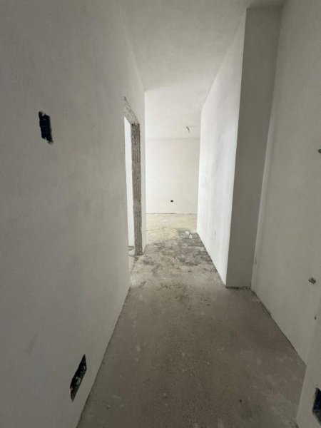 Tirane, shitet apartament 2+1+BLK Kati 1, 87 m² 85.000 Euro (Univers City)