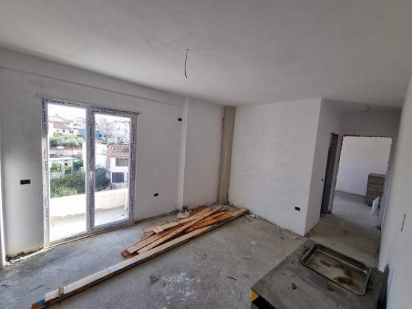 Tirane, shitet apartament 1+1 Kati 1, 49 m² 68.000 Euro (DAVID SELENICA)