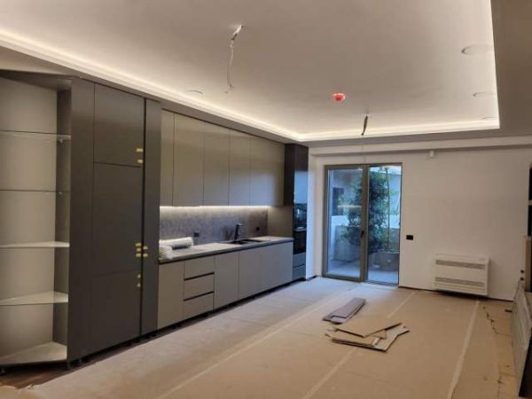 Tirane, jepet me qera apartament 2+1+BLK Kati 6, 167 m² 2.500 Euro (Lion Park Residence)