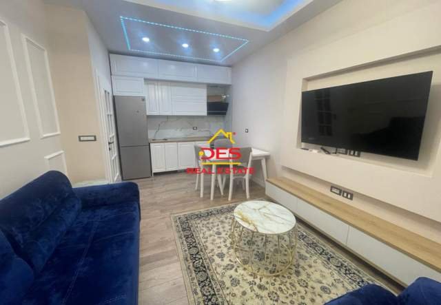 Vlore, jepet me qera apartament 1+1+BLK Kati 2, 70 m² 500 Euro (Rruga Cajupi,Vlore)