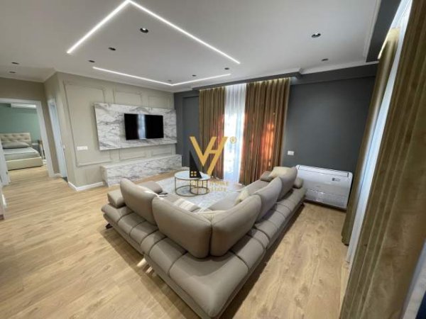 Tirane, jepet me qera apartament 2+1 Kati 5, 126 m² 900 Euro (FARKE)