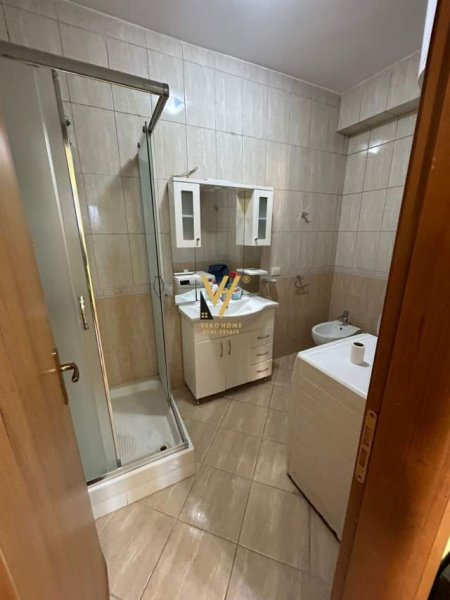 Tirane, shitet apartament 3+1 Kati 3, 120 m² 188.000 Euro (KODRA E DEILLIT)