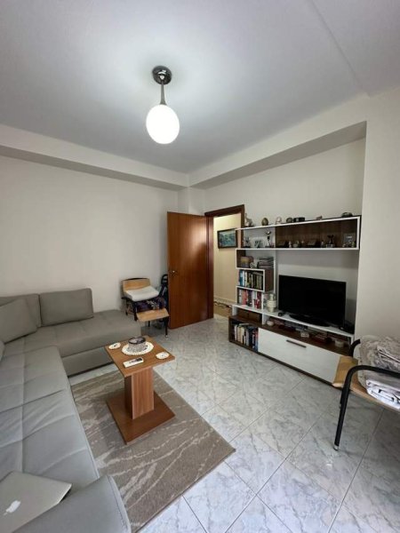 Tirane, shes apartament 3+1+BLK Kati 4, 140 m² 420.000 Euro (blloku)