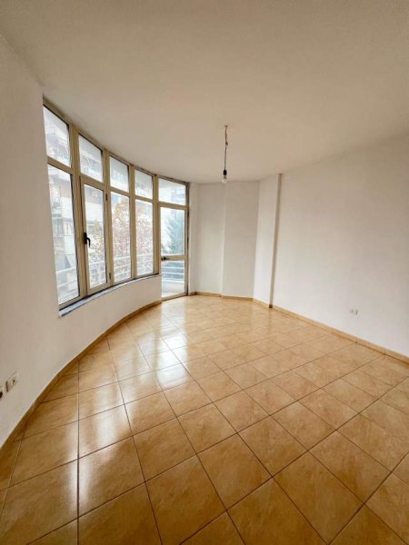 Tirane, shitet apartament 2+1+BLK Kati 2, 112 m² 107.000 Euro (Prane LTE)