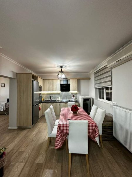 Tirane, shitet shtepi 5+1 146 m² 215.000 Euro (Allias)