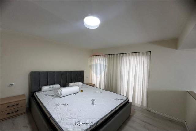DUBLEX jepet me qera apartament 2+1+A Kati 1, 80 m² 600 Euro
