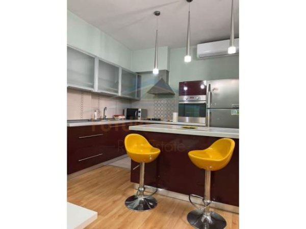 Tirane, shitet apartament 2+1+BLK Kati 5, 190.000 Euro (BLLOKU)