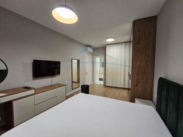 Tirane, jepet me qera apartament 2+1+BLK Kati 2, 102 m² 900 Euro (Rose Residence)