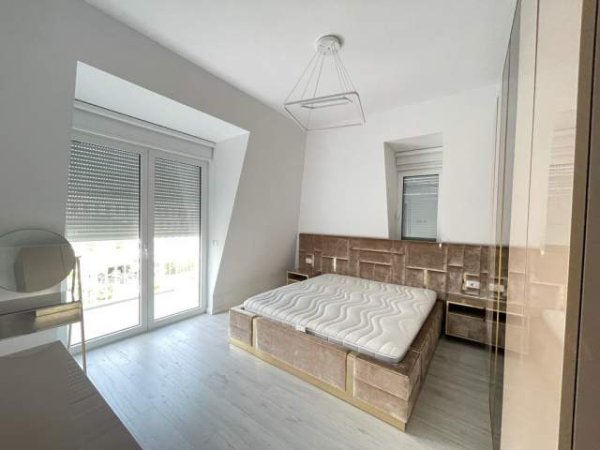 Tirane, jepet me qera apartament 2+1+BLK Kati 3, 155 m² 1.800 Euro (Joy Residence)